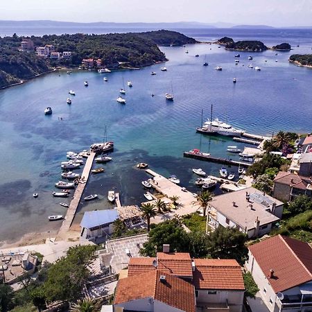 Beach Suite Nina Supetarska Draga Εξωτερικό φωτογραφία