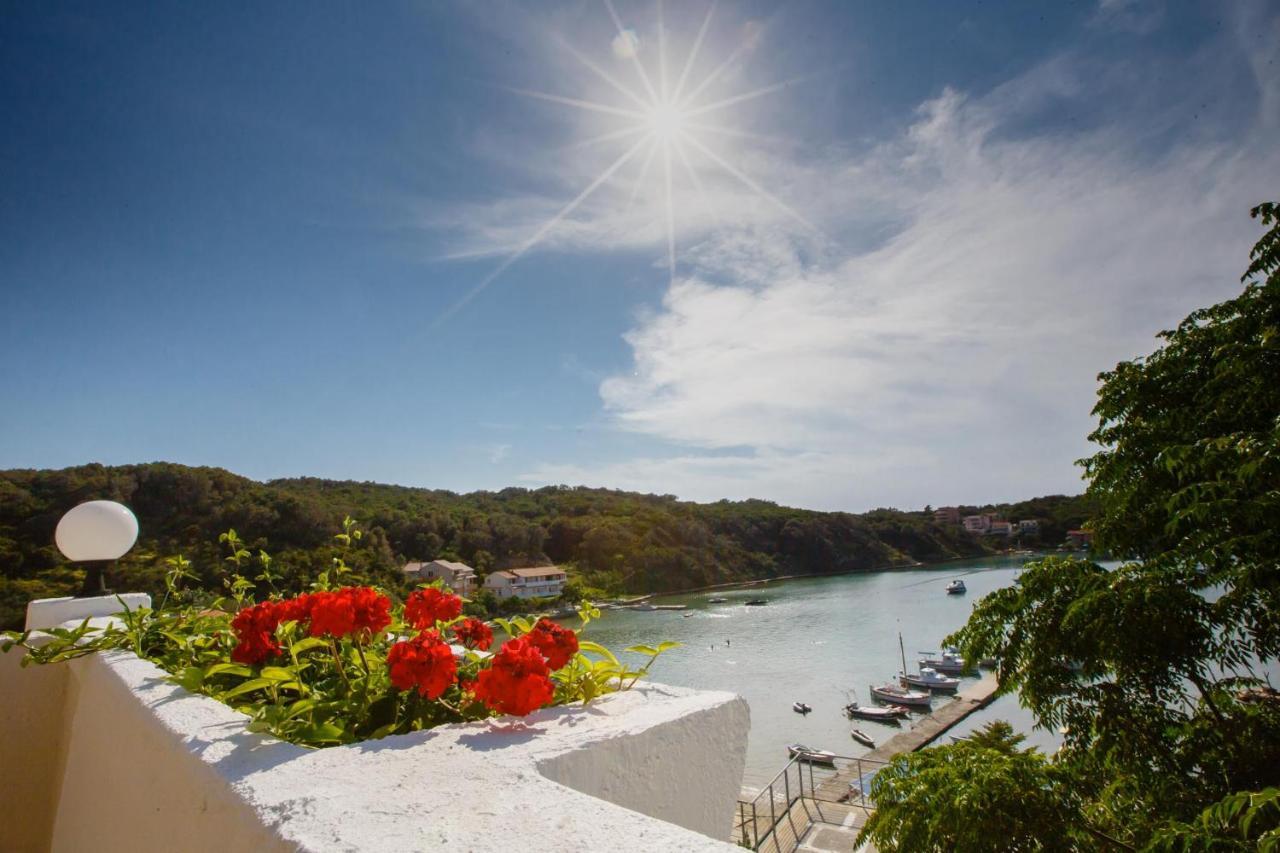 Beach Suite Nina Supetarska Draga Εξωτερικό φωτογραφία