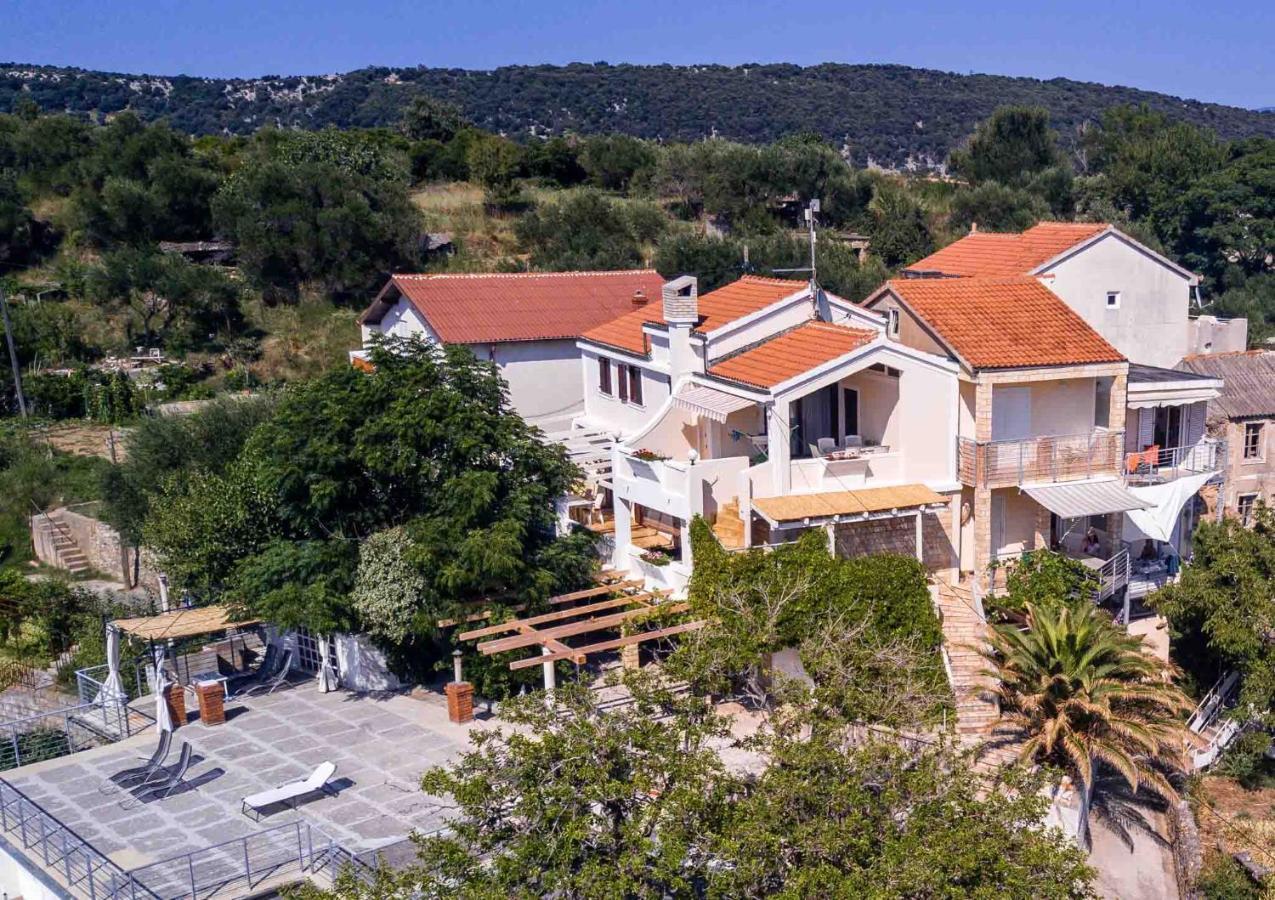 Beach Suite Nina Supetarska Draga Εξωτερικό φωτογραφία
