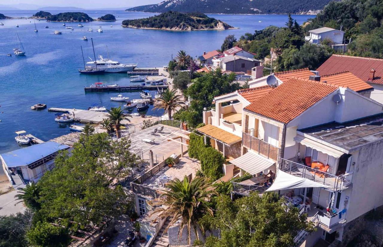 Beach Suite Nina Supetarska Draga Εξωτερικό φωτογραφία